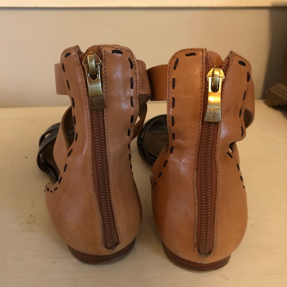 Pour La Victoire 2 tone leather sandal, gladiator - Picture 5 of 8